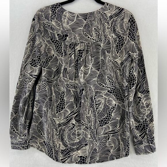 Diane von Furstenberg Silk Blouse Abstract Sleeves 2 - Picture 8 of 9